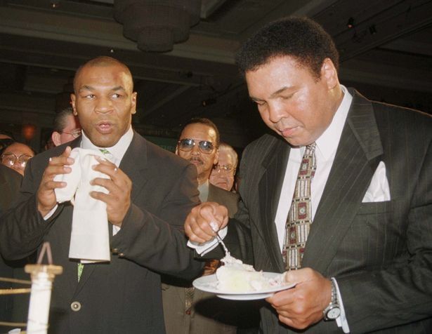 Mike Tyson - Muhammad Ali [Youtube]