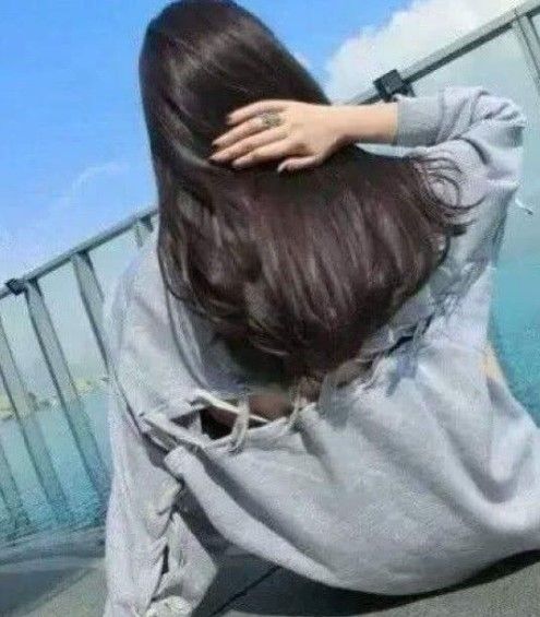  Tes Kepribadian: Punggung Gadis Mana yang Kamu Pilih? (DayDayNews)