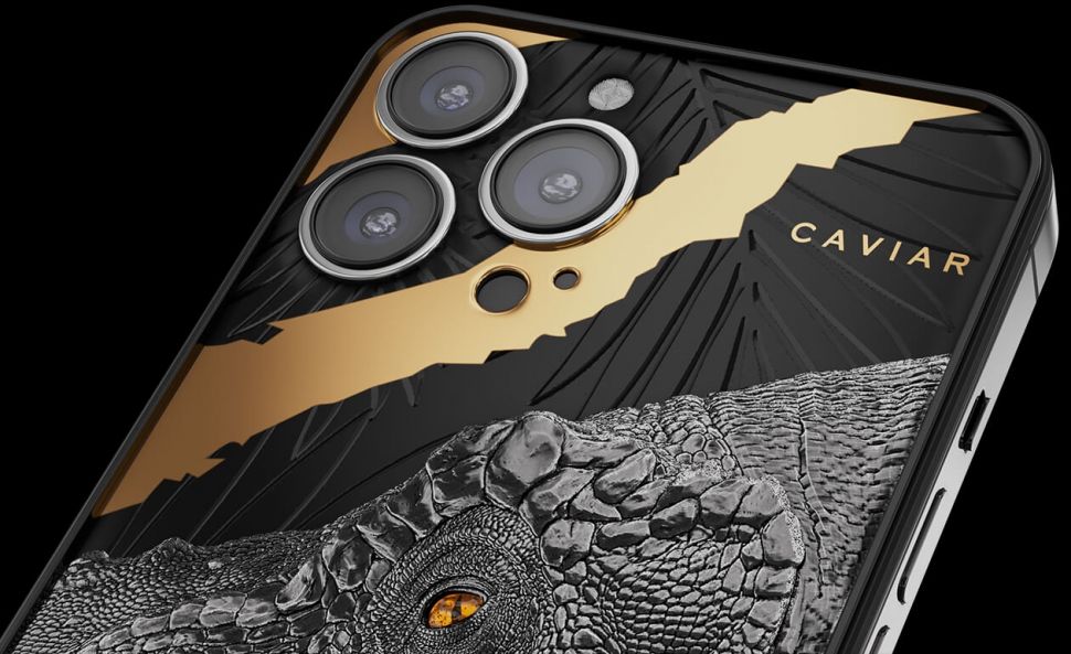 iPhone 13 Pro berlapis gigi Tyrannosaurus Rex. (Caviar)