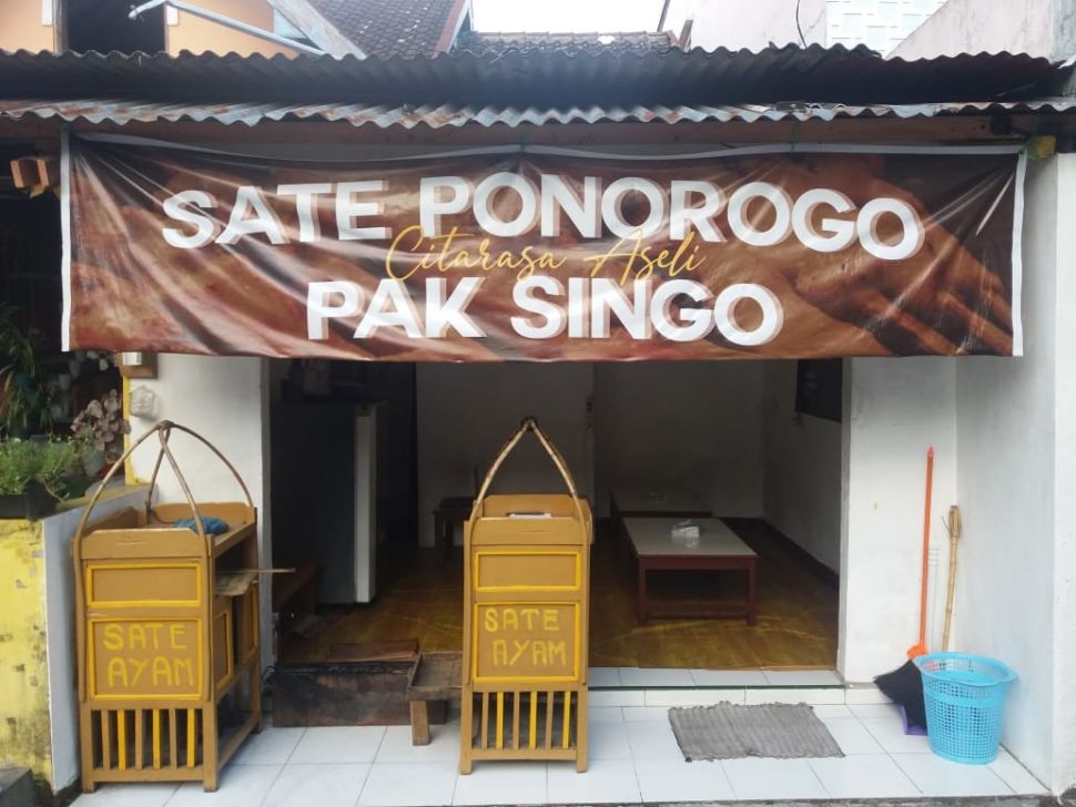 Sate Ponorogo Pak Singo (DocPribadi/Leo).