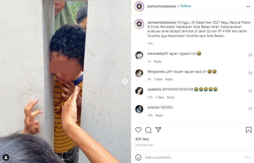 Viral Kepala Bocah Terjepit Tembok Bikin Damkar Turun Tangan. (Instagram/@damkarkotabekasi)