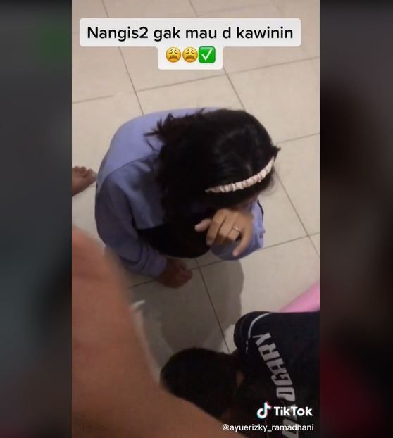 Viral Wanita Pergoki Suami Selingkuh, Malah Ajak RT untuk Menikahkan (tiktok.com/@ayuerizky_ramadhani)