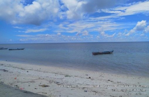 Air laut di Kabupaten Selayar surut saat terjadi gempa bumi, Selasa 14 Desember 2021 [SuaraSulsel.id/Istimewa]