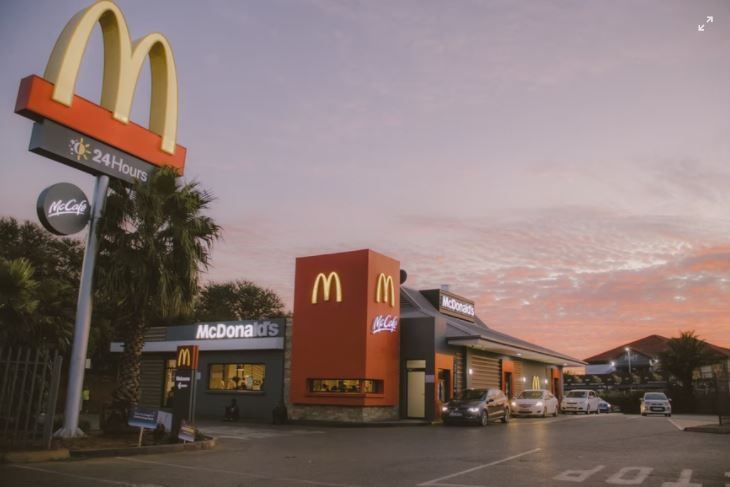 Ilustrasi mcdonald's (Unsplash @lindokuhle)