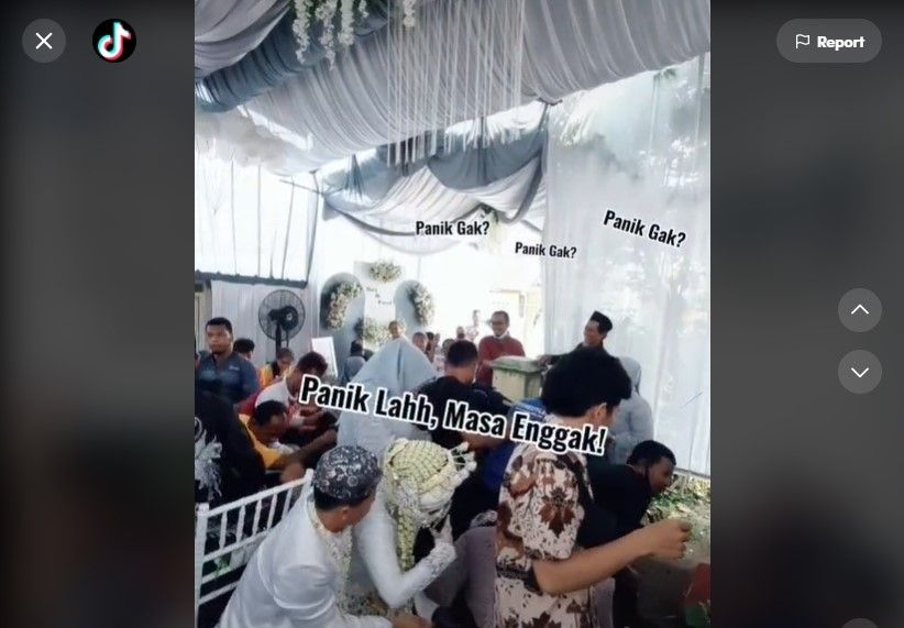 Pakai Uang Rp100 ribu, Suasana Saweran Pengantin Ini Berakhir Ricuh. (Dok: Instagram/nurhayati_make.up)