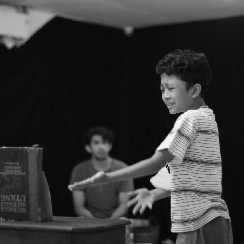 Putra Lukman Sardi, Akiva Sardi tengah berlatih akting. [Instagram]