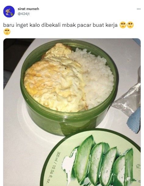 Bekal pakai wadah skincare (twitter.com/424jt)