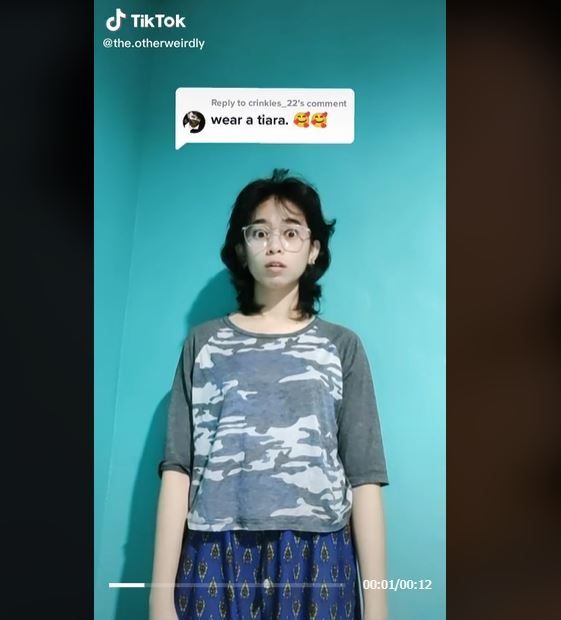 Viral Penampilan Wanita Mirip Putri Diana (tiktok.com/@the.otherweirdly)