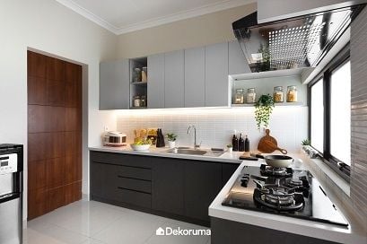 Ide Desain Kitchen Set Letter L. (Dekoruma)