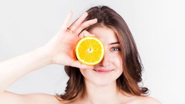 Ilustrasi Kulit Cantik dengan Vitamin C (freepik)