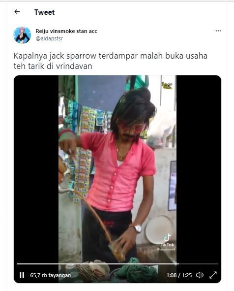 Penjual teh tarik nyentrik di India (TikTok @aldapstsr)