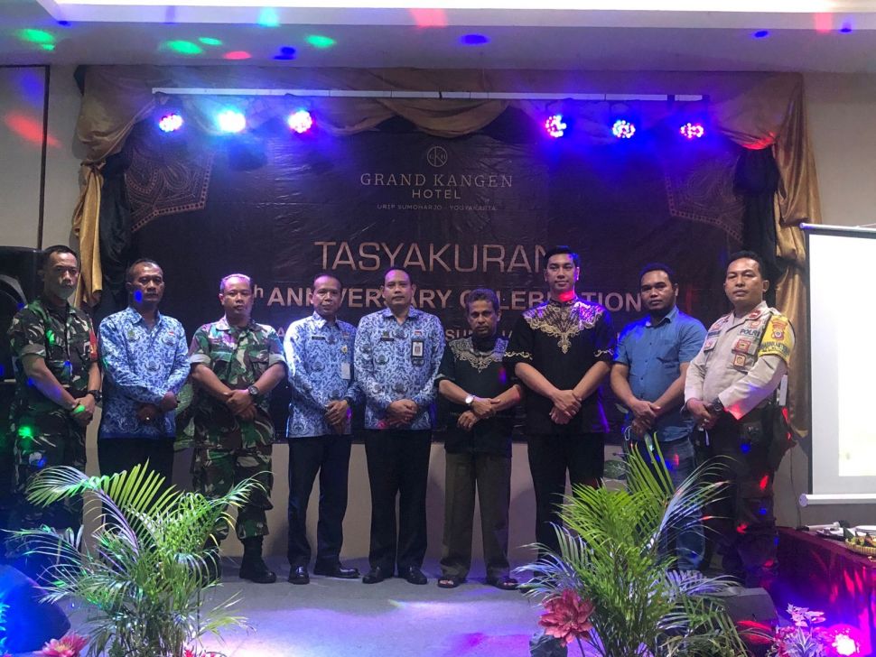 Rayakan Anniversary ke-6, Grand Kangen Hotel Urip Sumoharjo Yogyakarta Kunjungi Konservasi Penyu Pantai Pelangi. (Istimewa)