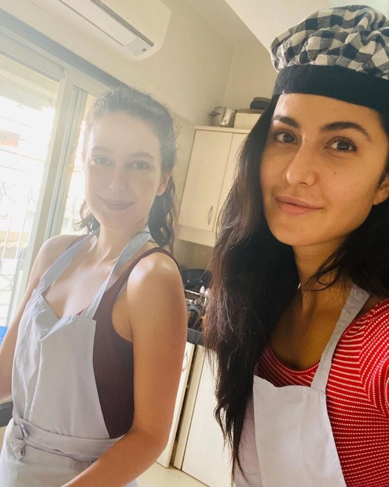 Isabelle Kaif dan Katrina Kaif. [Instagram]