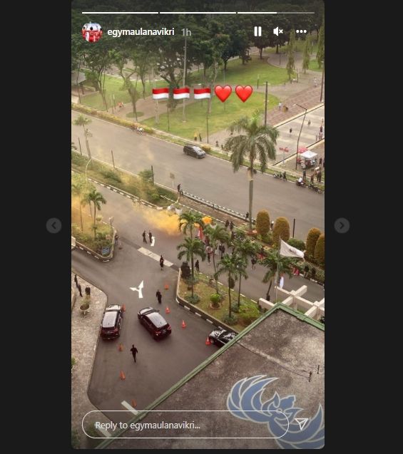 Les supporters souhaitent la bienvenue aux joueurs de l'équipe nationale indonésienne qui sont arrivés à Jakarta après la finale de la Coupe AFF 2020. (Instagram/egymaulanavikri)