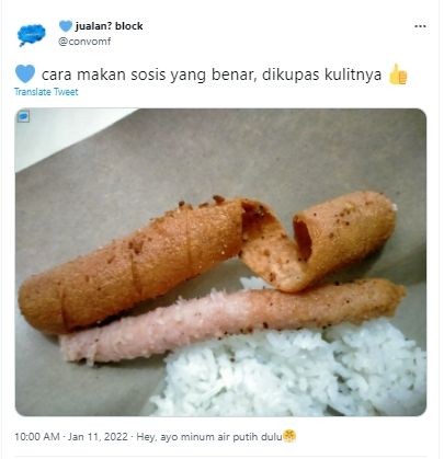 Penampakan foto sosis yang dikupas kulit dan isinya. (Twitter/convomf)