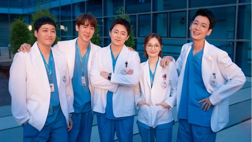 Hospital Playlist. [hancinema/llarissya]