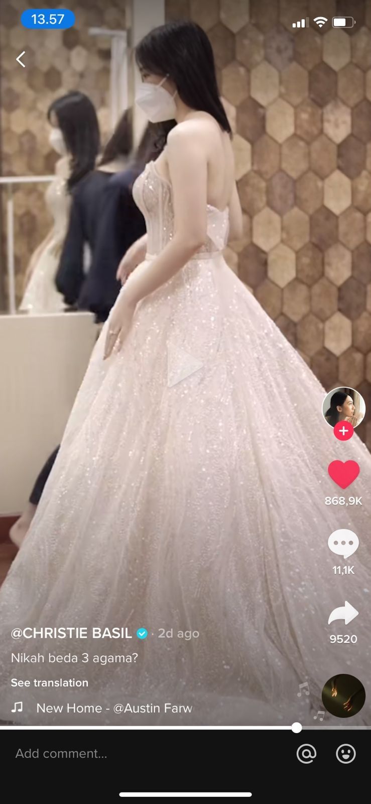 Viral penampakan gaun pengantin untuk pernikahan 3 agama, publik sampai dibuat bingung (TikTok/christiebasil)