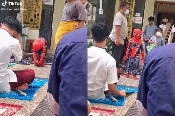 Viral 'Spiderman' Jumatan di Masjid Bikin Melongo. (TikTok)