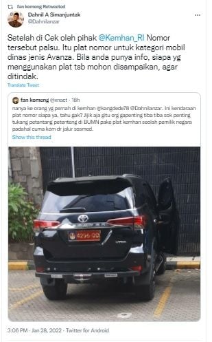 Warganet keluhkan mobil diduga berplat nomor Kemenhan. [Twitter] 