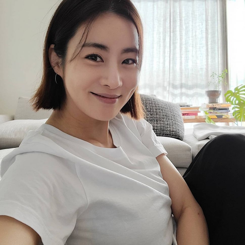 Kang Sora [Instagram/@reveramess_]