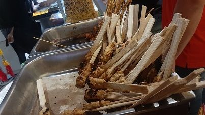 Sate Babi Bawah Pohon. (Suara.com/Dini Afrianti Efendi)