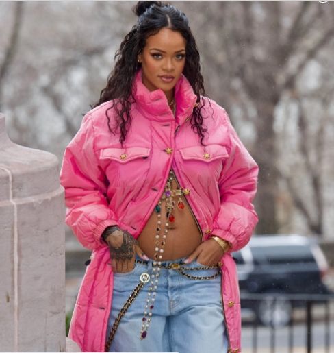 Rihanna [Page Six:Diggzy/Shutterstock]