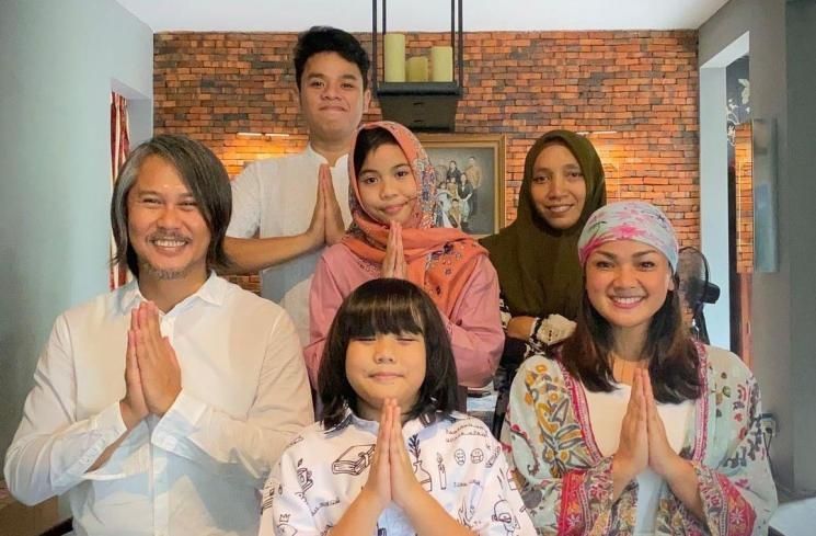 Potret Zivara Ruciragati Syarif Anak Nirina Zubir (Instagram/@nirinazubir_)