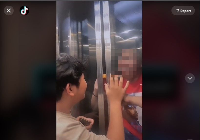 Adik Kakak Terjebak di Lift Rumah, Warganet Malah Sibuk Adu Nasib Paling Miskin. (Dok: TIkTok/gabutbgtgw7)