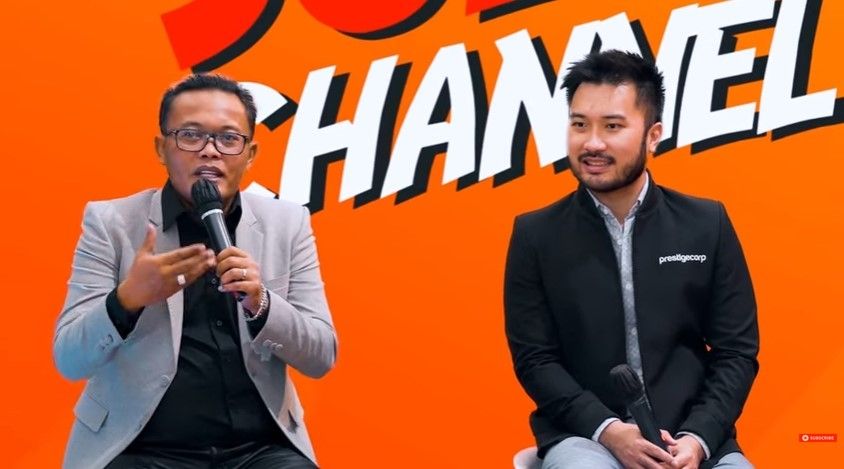 Sule dan Rudy Salim saat acara rebranding Sule Channel Jadi Sule Production atau S-PRO. [YouTube]