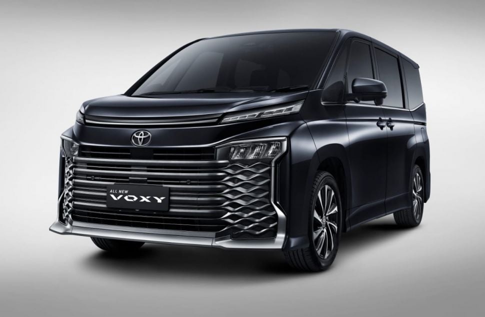 All-New Toyota Voxy memiliki tagline baru, "Pleasant Voyage", menjamin produk ini memiliki desain baru, fitur baru, dan peningkatan performa dasar berkat platform dan mesin TNGA baru [PT TAM].