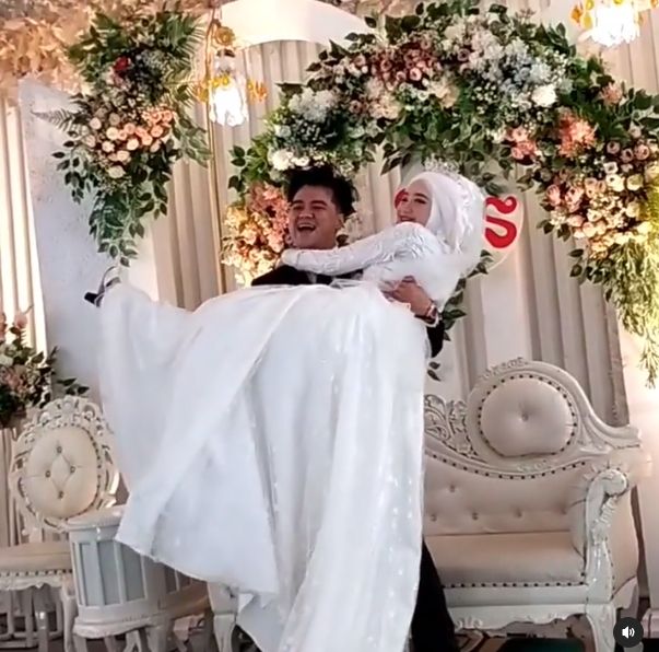 Steno Ricardo, mantan suami Mawar AFI [Instagram/@putriwedding09]