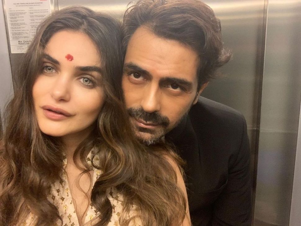 Potret Mesra Arjun Rampal dan Gabriella Demetriades (instagram/@gabriellademetriades)