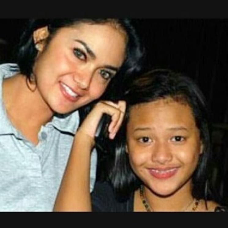 Krisdayanti dan Aurel Hermansyah kecil. [Instagram]