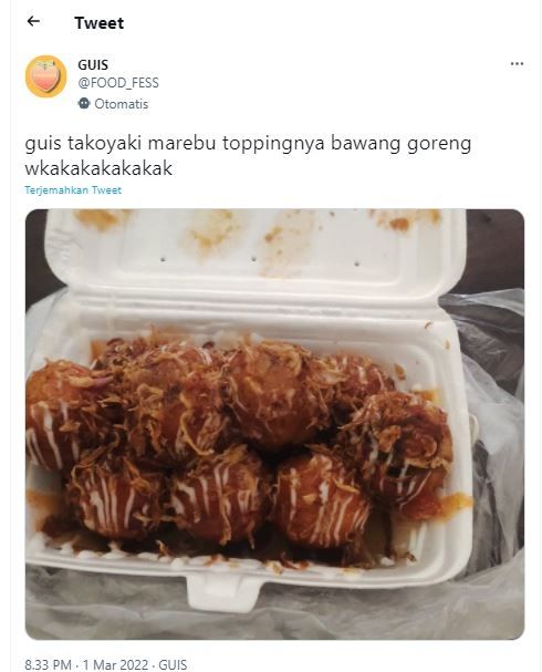Takoyaki bawang goreng (Twitter @FOOD_FESS)