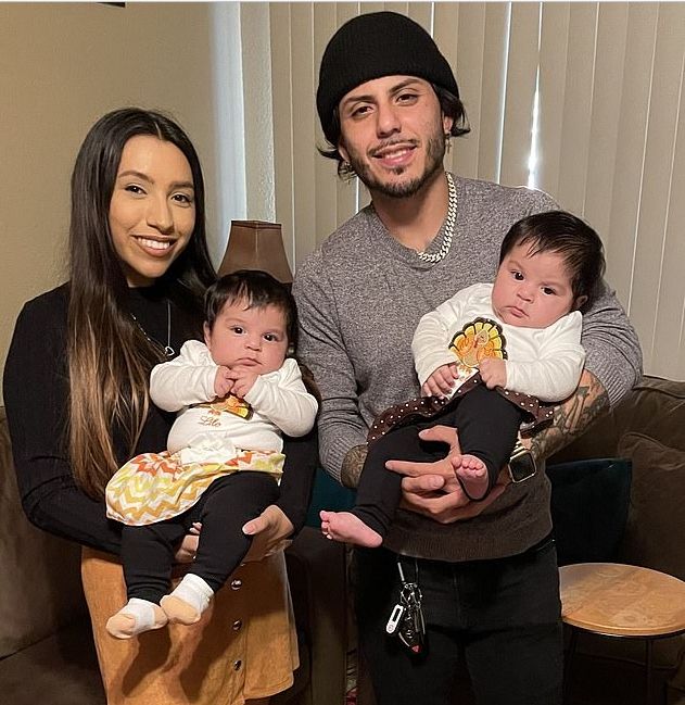 Ajaib! Wanita Syok Dapat Kabar Kehamilan Padahal Lagi Hamil, Kini Punya 2 Anak Bayi Tapi Bukan Kembar. (Dailymail.co.uk)