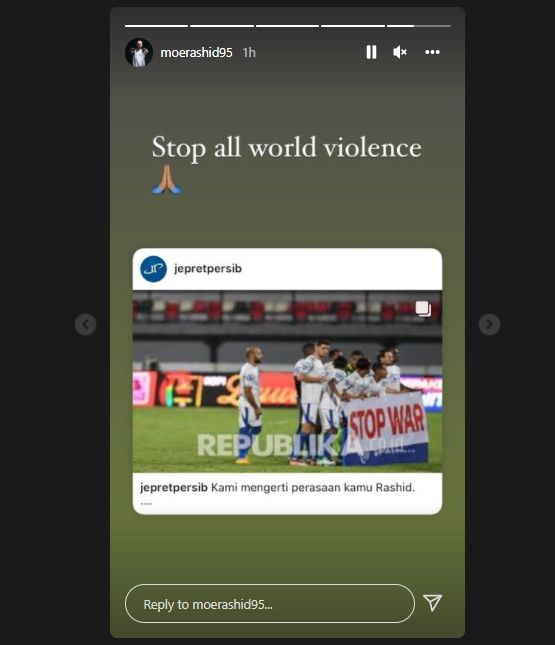 Mohammed Rashid buka suara usai potretnya tak memegang spanduk 'stop war' viral (Instagram/moerashid95)