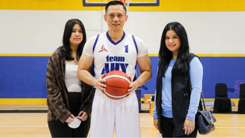 Potret Almira Yudhoyono Beranjak Remaja (Instagram/@annisayudhoyono)