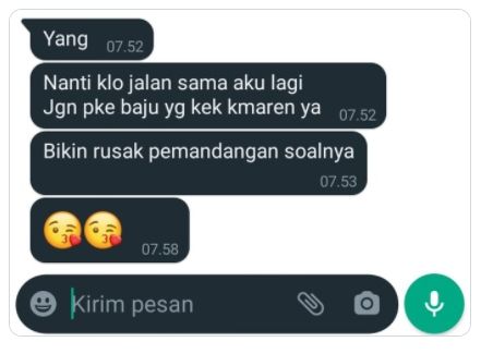 Viral Sender Minta Tips Rekomendasi OOTD, Ternyata Alasan Dibaliknya Bikin Geram Warganet. (Twitter/ohmybeautybank)