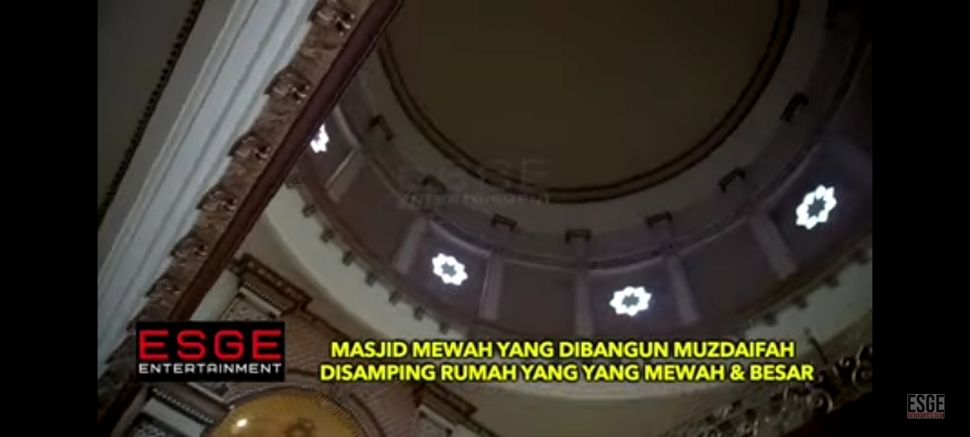 Potret Masjid yang Dibangun Muzdalifah. (YouTube/Esge Entertainment)