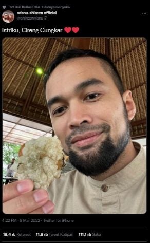 Selfie Sambil Pegang Cireng, Cuitan di Foto Teuku Wisnu Ini Lagi-lagi Bikin Warganet Sakit Perut. (Twitter/@shireenwisnu17)