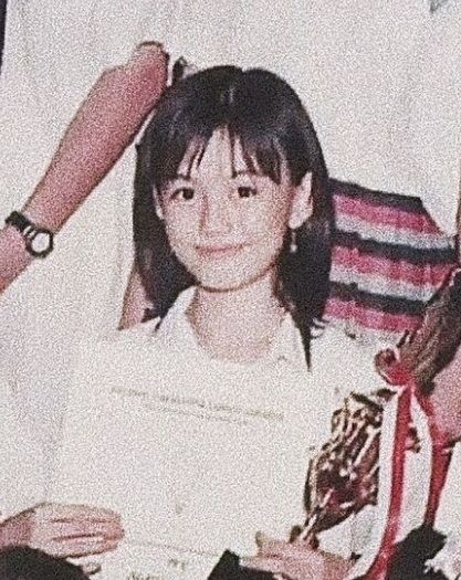 Potret Agnez Mo saat kecil. [Instagram/@agnezmo]