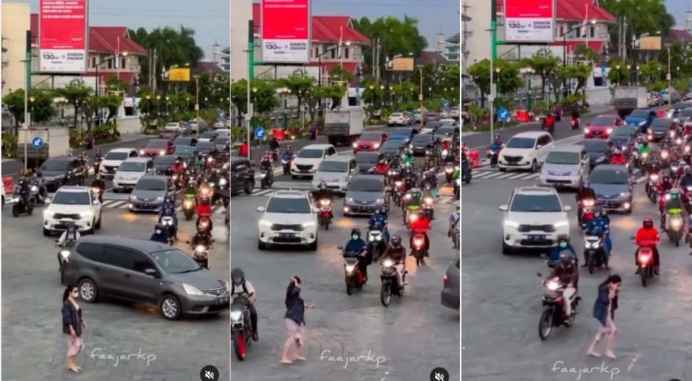 Perempuan foto di tengah jalan (instagram.com/fakta.indo)