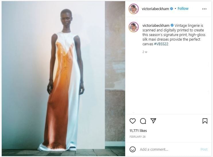 Gaun Terbaru Victoria Beckham Disebut Mirip Ketumpahan Sup (instagram.com/victoriabeckham)