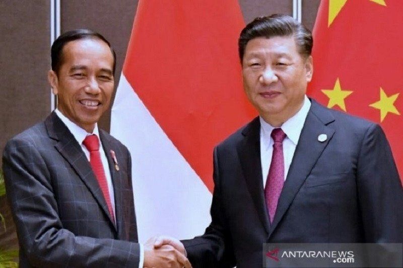 Dokumentasi - Presiden RI Joko Widodo bertemu dengan Presiden China Xi Jinping dalam pertemuan bilateral di Port Moresby, Papua Nugini di sela-sela KTT APEC 2018 (17/11/2018) . (ANTARA/HO-Biro Pers Setpres RI/aa)