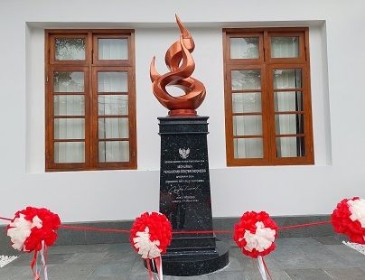 Monumen Pengabdian Dokter Indonesia. (Suara.com/Lilis Varwati)