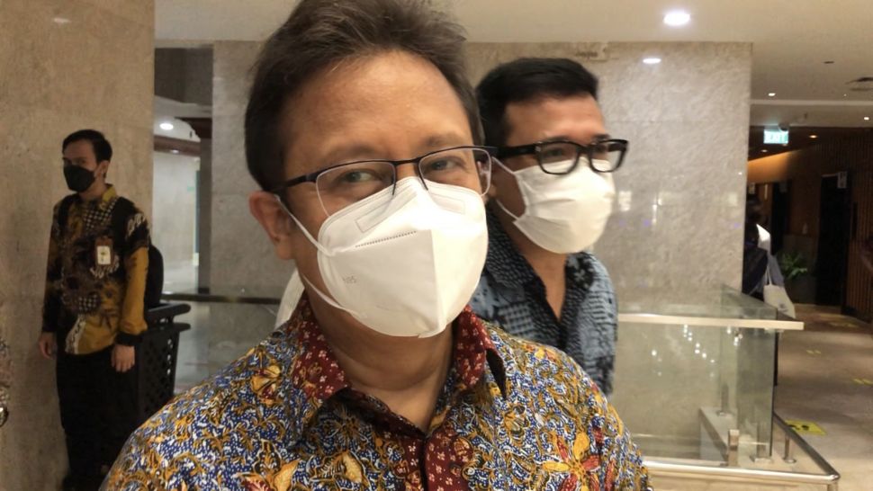 Menteri Kesehatan RI Budi Gunadi Sadikin saat ditemui wartawan di Gedung DPR RI. (Suara.com/Novian)