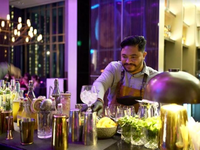 Kolaborasi WooBar dan Sky Lounge The Westin Surabaya (Istimewa/The Westin Surabaya)