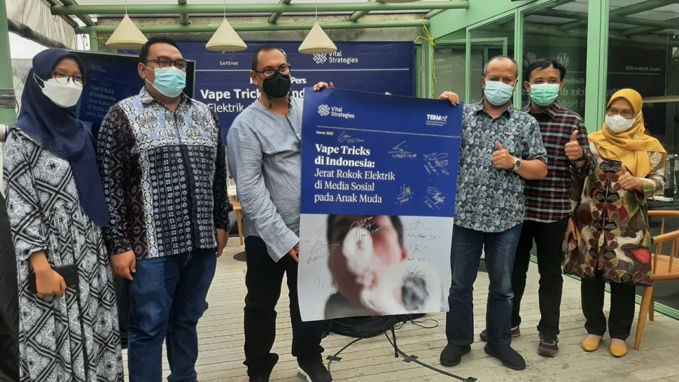 Iklan Rokok Elekrik Banjir di Instagram dan Facebook (Suara.com/ Dini Afrianti)