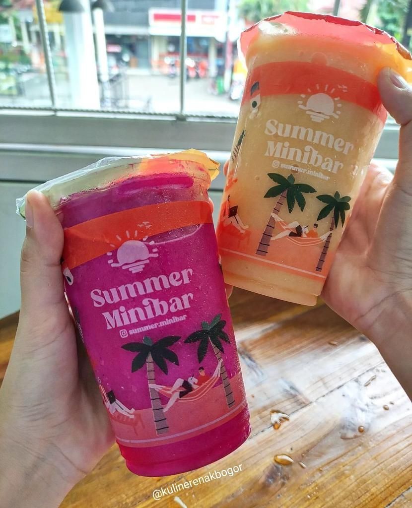 Smoothies Summer Minibar. [Instagram]