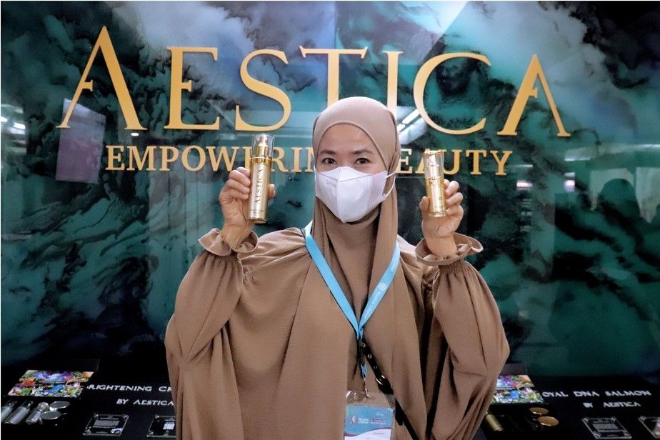 Skincare perempuan muslim. (Dok: Istimewa)